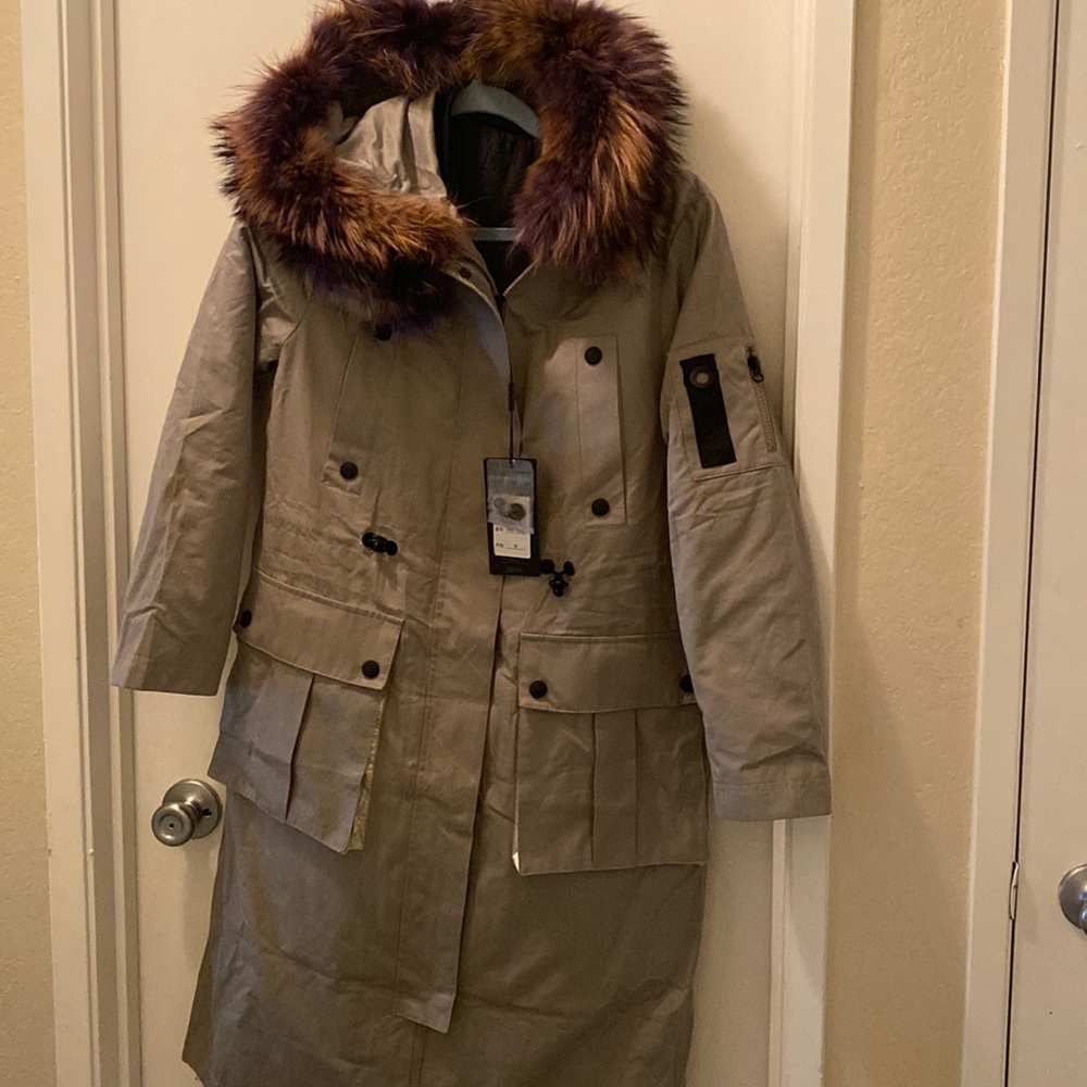 Luxury long Parka jacket coat with real fur NWT